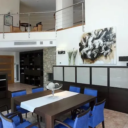 Chalet En La Urbanizacion Mirador De Holiday home
