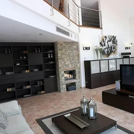 Chalet En La Urbanizacion Mirador De Holiday home